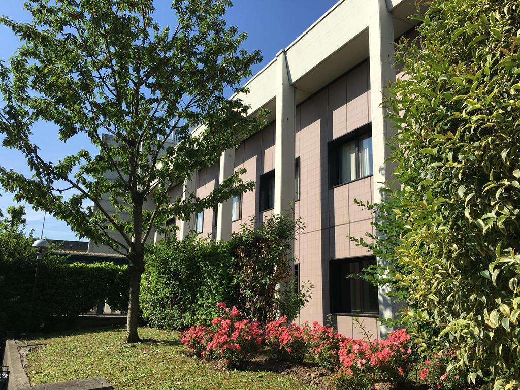 Hotel Ascot 3*